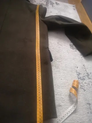 Abrigo Zara verde militar nuevo con etiquetas