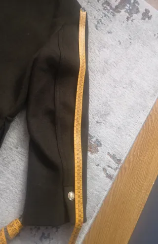 Abrigo Zara verde militar nuevo con etiquetas