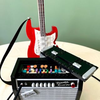 Lego Fender Stratocaster 21329