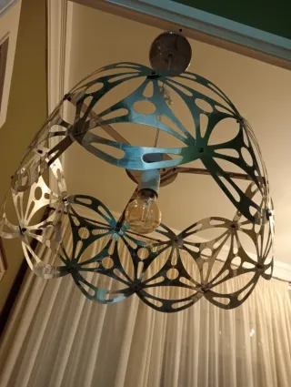 Lámpara colgante metálica diseño moderno