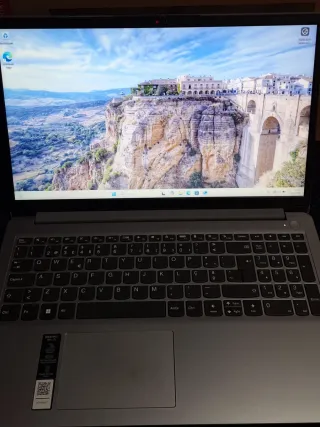 Portátil Lenovo Cinza