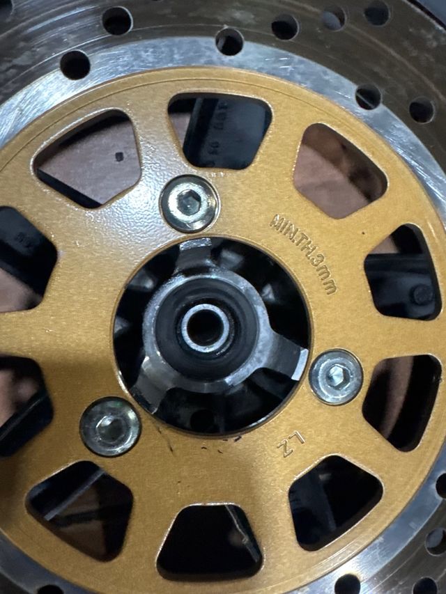 Rueda Daelim S2 125 2016 Delantera