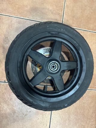 Rueda Daelim S2 125 2016 Delantera