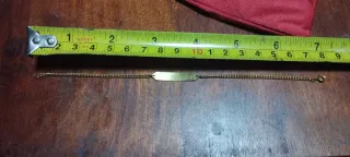 Pulsera de bisutería dorada