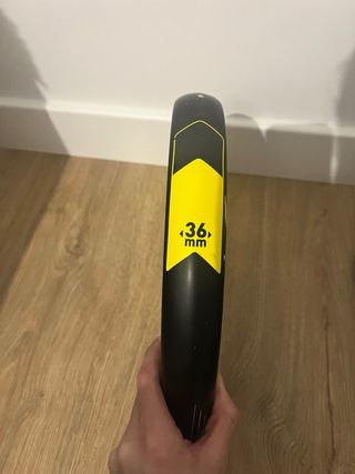 Pala Padel Artengo + Mochila Decathlon