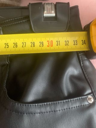 Pantalón Zara efecto piel T/XS