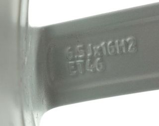 Llanta 5g0601025cs volkswagen golf advance 2317546