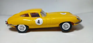 Scalextric jaguar E Amarillo Exin Replica Iberslot
