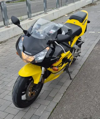 Honda CBR 954 RR 2003 ¡Clásica!