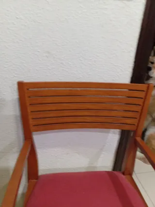 4 Sillas Madera Pino con Asiento Rojo