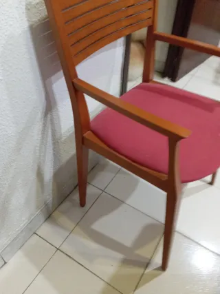 4 Sillas Madera Pino con Asiento Rojo