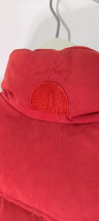 Jack Murphy.Chaleco plumífero rojo. Talla 10( M)
