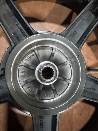 Rueda trasera Daelim S2 125 2016