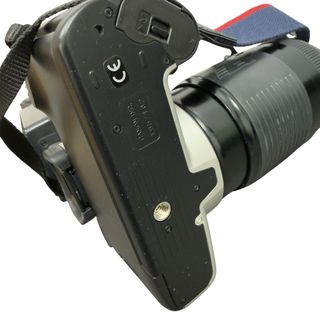 Cámara Canon EOS 500D con Flash Yongnuo