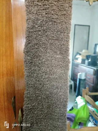 Sciarpa marrone effetto riccio