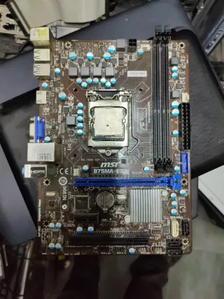Placa Base MSI B75MA-E33 + Intel i3-2100