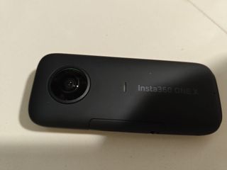 Insta360 X Cámara + Accesorios