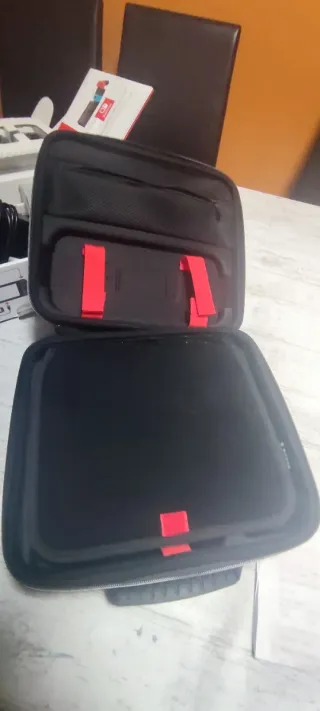 Lote Nintendo Switch + Mario Odyssey + Maletín