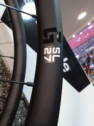 Cannondale  ruedas carbon gravel G-SL 27 6B Di