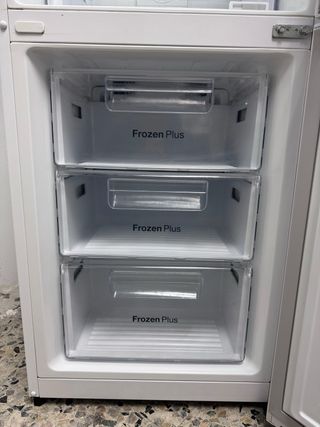 Nevera Daewoo 185cm con garantía y transporte