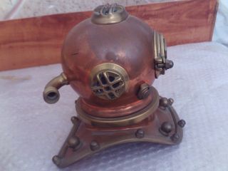 Antigua escafandra buzo latón 17cm