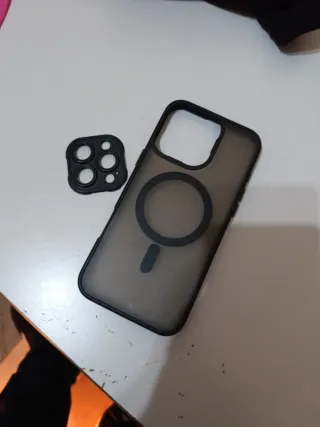 Funda iPhone 16 Pro Max MagSafe