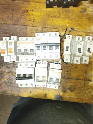 Lote Magnetotérmicos