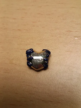 Charm Corazón Stranger Things