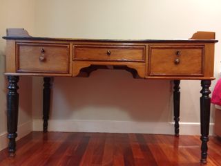 Escritorio Antiguo de madera estilo inglés