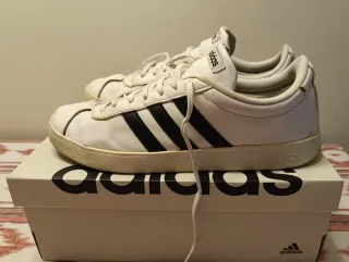 Zapatillas Adidas Blancas y Negras