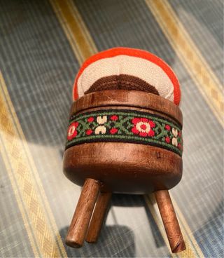 Puntaspilli vintage miniatura