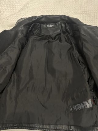 Chaqueta polipiel negra talla 40