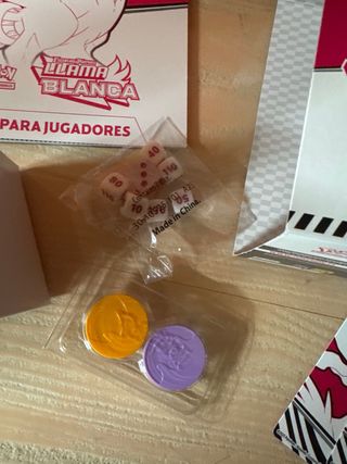 ETB Pokemon Caja Entrenador Élite Llama Blanca