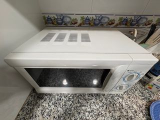 Microondas Orbegozo Blanco