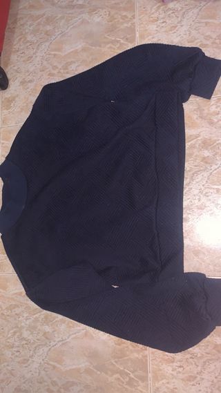 Jersey azul de cuello alto