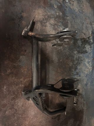 Caballete Central TMAX 2008