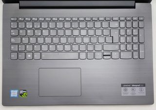 Notebook 15,6" LENOVO 330-15ICH-81FK i5/12GB/NVMe
