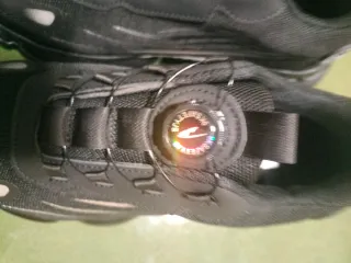 Zapato de trabajo homologado Talla 47, a estrenar.