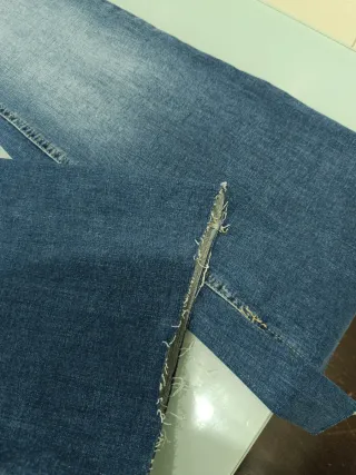 Pantalón vaquero D74 Talla 40