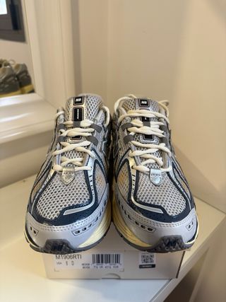 New Balance 1906RTI Gris Talla 41.5