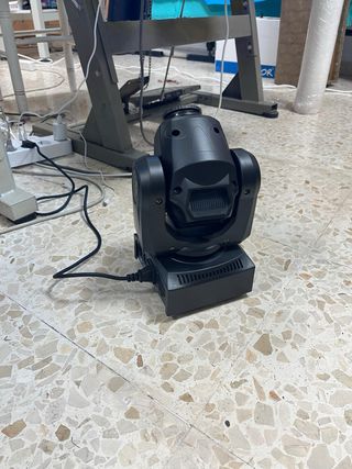 Foco de discoteca giratorio negro