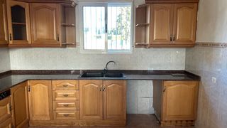 Cocina completa madera y granito