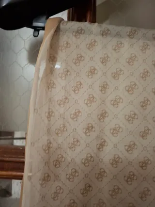 Fular Guess Beige/Marrone