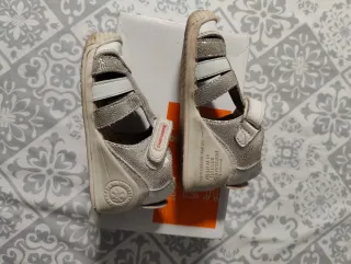 Sandalias Biomecanics Talla 23 Niña