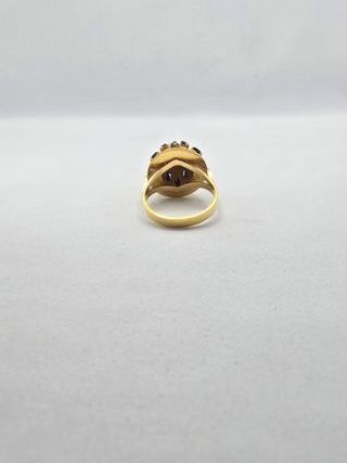 Anillo de oro de 18k piedras, 9.52 g, T-18.