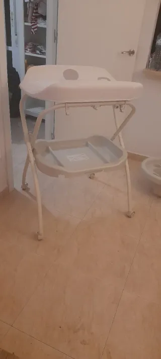 Bañera cambiador bebé poco uso