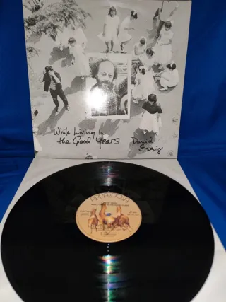 LP David Essig - White living in the good years