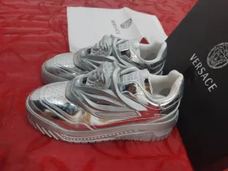 Deportivas Versace Plateadas