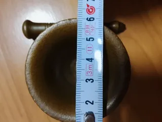 Almirez de bronce antiguo