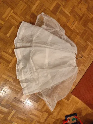 Can can niña blanco